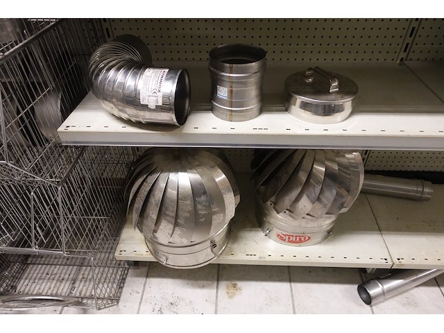 Volledige inhoud rek rvs kanalen/bochten - afbeelding 14 van  26