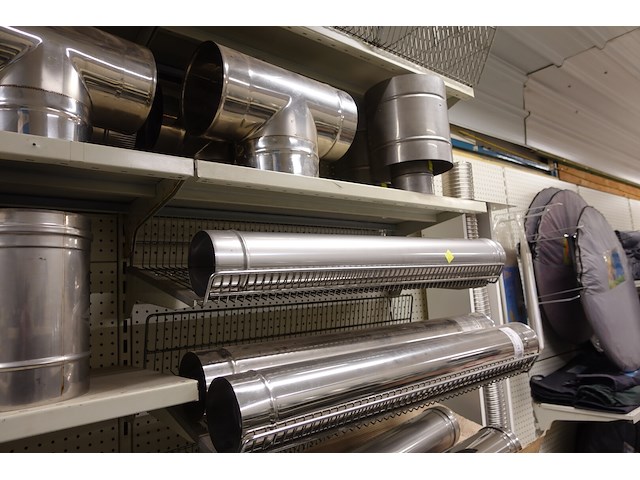 Volledige inhoud rek rvs kanalen/bochten - afbeelding 15 van  26