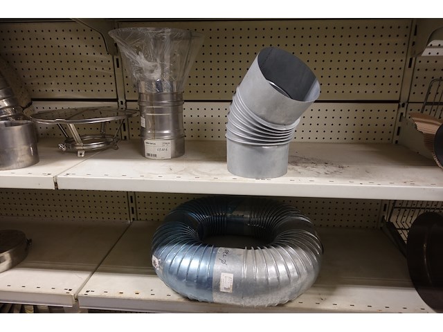 Volledige inhoud rek rvs kanalen/bochten - afbeelding 17 van  26