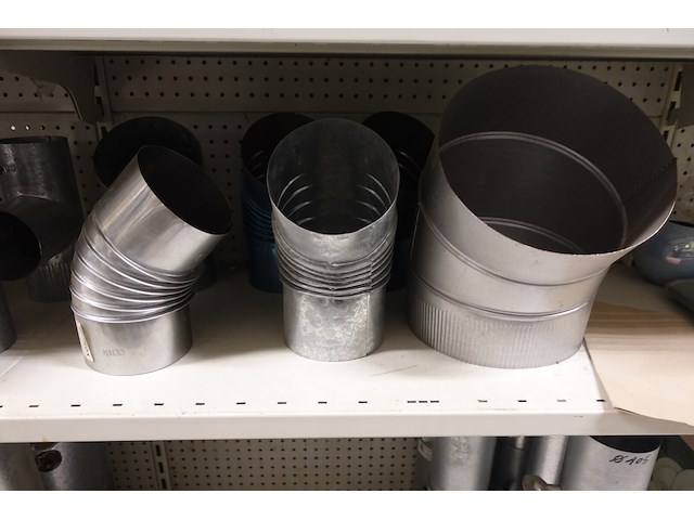 Volledige inhoud rek rvs kanalen/bochten - afbeelding 22 van  26