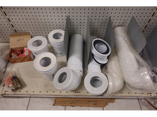 Volledige inhoud rek sanitair toebehoren - afbeelding 10 van  24