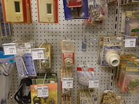 Volledige inhoud rek sanitair toebehoren - afbeelding 13 van  24