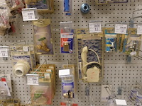 Volledige inhoud rek sanitair toebehoren - afbeelding 14 van  24