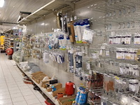 Volledige inhoud rek sanitair toebehoren - afbeelding 12 van  24