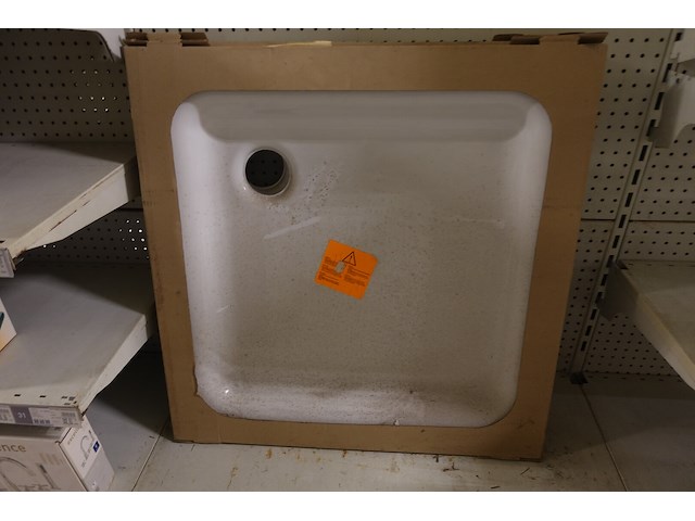 Volledige inhoud rek sanitair toebehoren - afbeelding 5 van  21