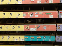 Volledige inhoud rek sanitair toebehoren - afbeelding 3 van  14