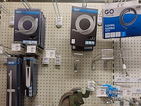 Volledige inhoud rek sanitair toebehoren - afbeelding 11 van  14