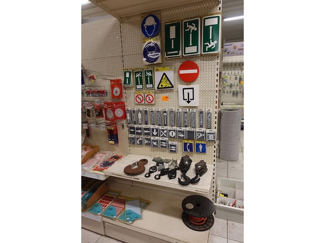 Volledige inhoud rek signalisatie - afbeelding 1 van  4