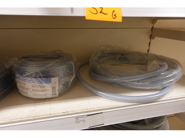 Volledige inhoud rek slangen - afbeelding 6 van  10