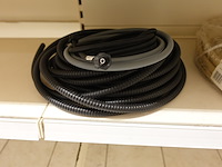 Volledige inhoud rek slangen - afbeelding 9 van  10