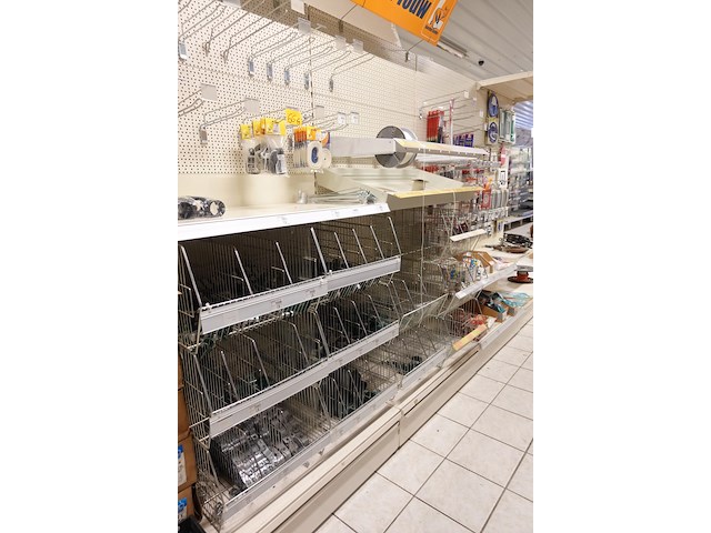 Volledige inhoud rek toebehoren omheining - afbeelding 7 van  14