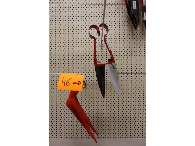 Volledige inhoud rek tuingereedschap - afbeelding 10 van  11