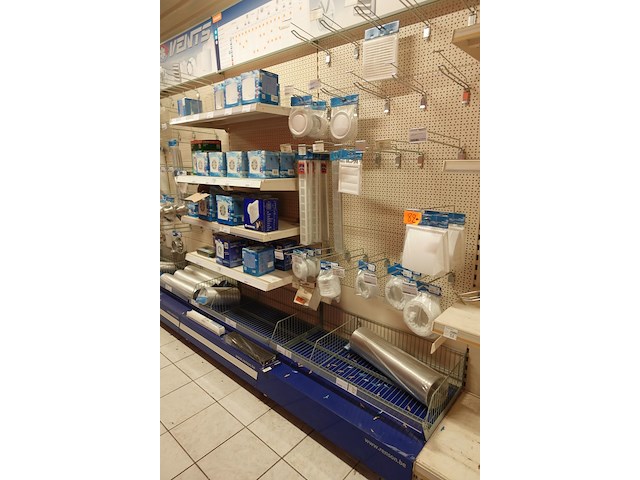 Volledige inhoud rek ventilatietoebehoren - afbeelding 1 van  10