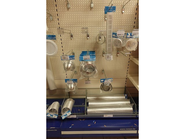 Volledige inhoud rek ventilatietoebehoren - afbeelding 6 van  10