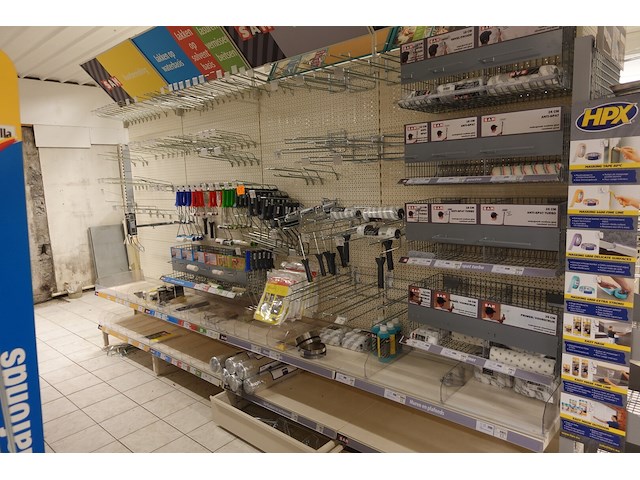 Volledige inhoud rek verf toebehoren - afbeelding 1 van  11