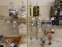 Volledige inhoud rek verlichting toebehoren - afbeelding 4 van  26