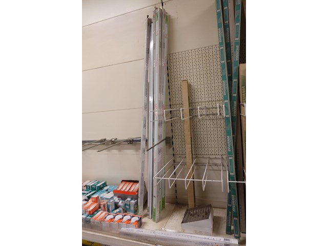 Volledige inhoud rek verlichting toebehoren - afbeelding 8 van  26