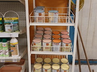 Volledige inhoud rek verven - afbeelding 6 van  13