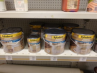 Volledige inhoud rek verven - afbeelding 11 van  13