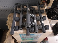 Volledige inhoud rek vijvertoebehoren - afbeelding 12 van  16