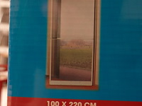 Volledige inhoud rek vliegenramen - afbeelding 3 van  11