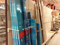 Volledige inhoud rek vliegenramen - afbeelding 1 van  11