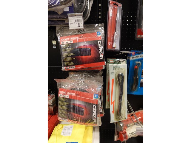 Volledige inhoud rek voertuig toebehoren - afbeelding 2 van  18