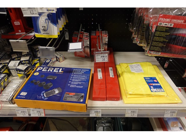 Volledige inhoud rek voertuig toebehoren - afbeelding 3 van  18