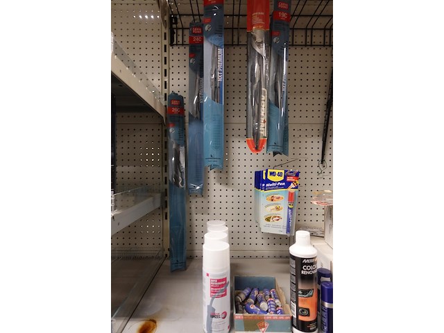 Volledige inhoud rek voertuig toebehoren - afbeelding 4 van  8