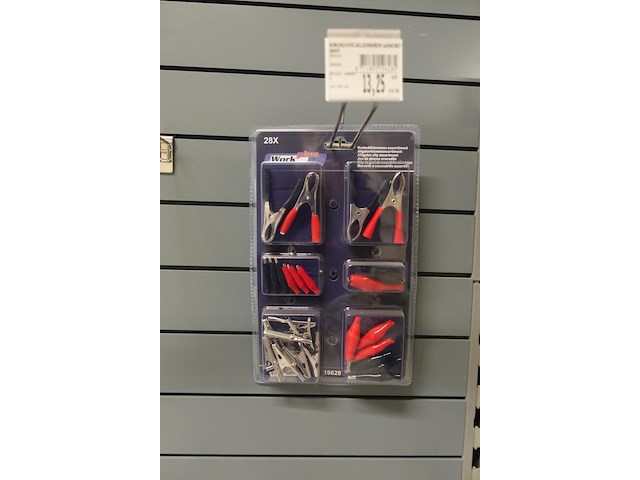 Volledige inhoud rek werkgereedschap - afbeelding 7 van  29