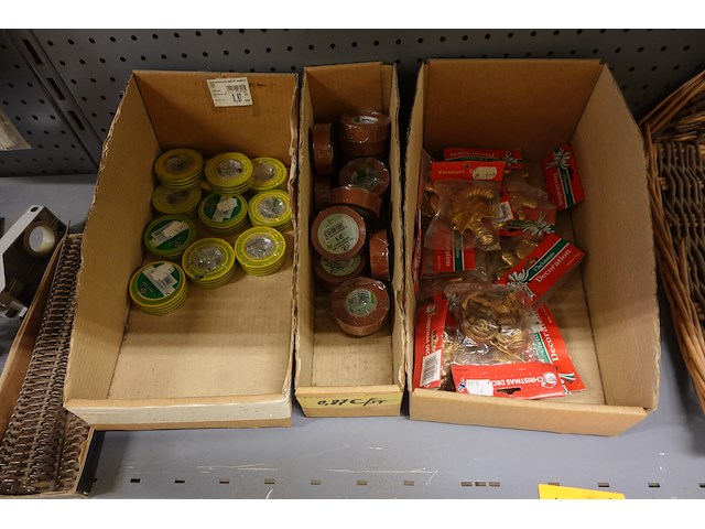 Volledige inhoud rek werkgereedschap - afbeelding 12 van  29