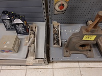 Volledige inhoud rek werkgereedschap - afbeelding 24 van  29