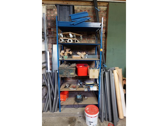 Volledige inhoud rek - afbeelding 1 van  22