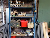 Volledige inhoud rek - afbeelding 1 van  22