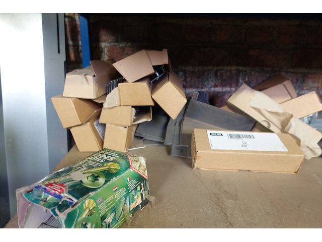 Volledige inhoud rek - afbeelding 21 van  22