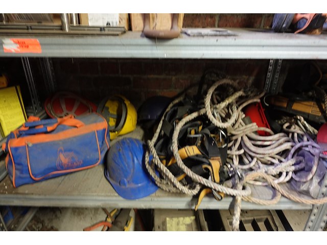 Volledige inhoud rek - afbeelding 4 van  25