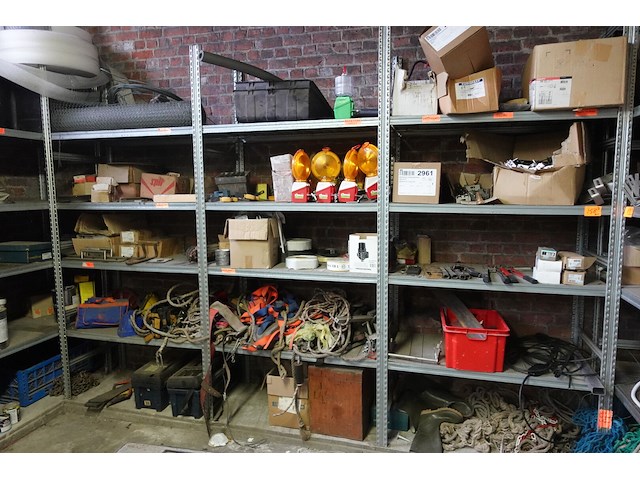 Volledige inhoud rek - afbeelding 1 van  25