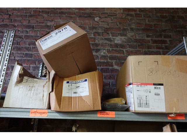 Volledige inhoud rek - afbeelding 18 van  25