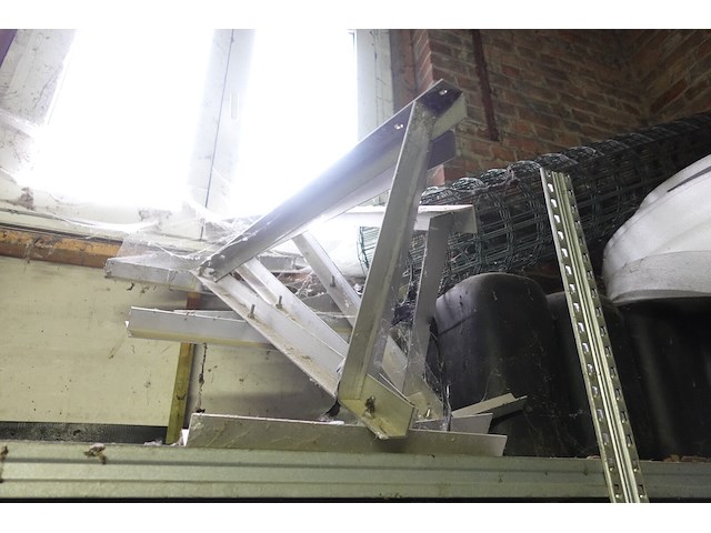 Volledige inhoud rek - afbeelding 23 van  25