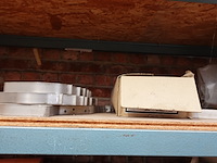 Volledige inhoud rek - afbeelding 3 van  13