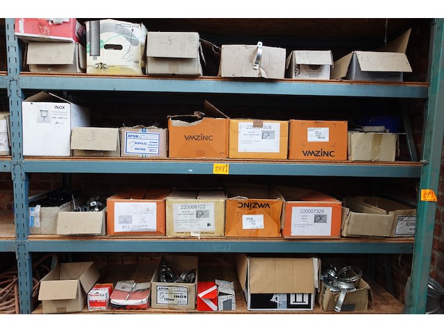 Volledige inhoud rek - afbeelding 1 van  12