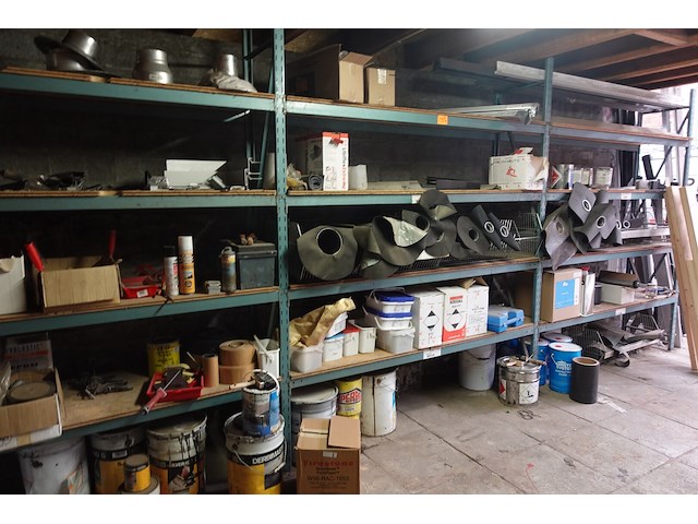 Volledige inhoud rek - afbeelding 1 van  18