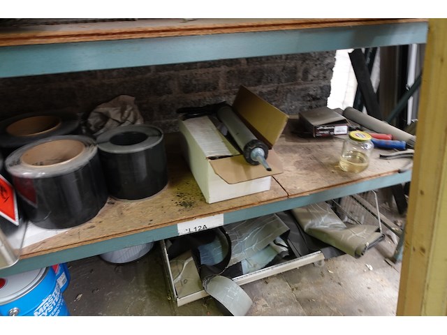 Volledige inhoud rek - afbeelding 12 van  18