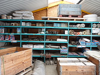 Volledige inhoud rek - afbeelding 1 van  22