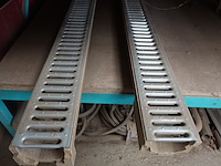 Volledige inhoud rek - afbeelding 20 van  22