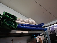 Volledige inhoud rek - afbeelding 8 van  16