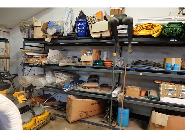 Volledige inhoud rek - afbeelding 9 van  16