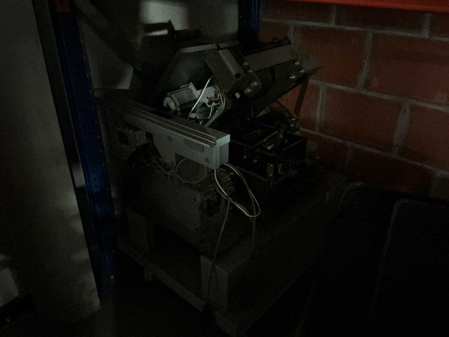 Volledige inhoud stockruimte - afbeelding 5 van  14