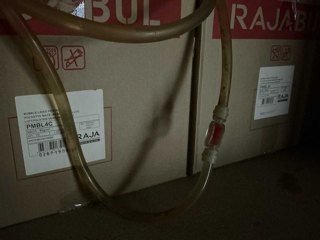 Volledige inhoud stockruimte - afbeelding 13 van  14