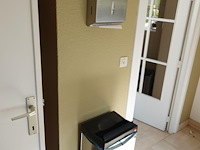 Volledige inhoud toiletruimte - afbeelding 3 van  5